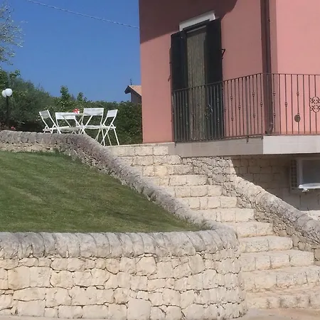 Calaforno Villa *