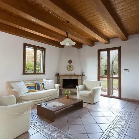 Calaforno Villa